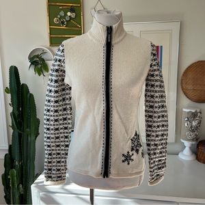 Skyr Full Zip Sweater Black & Ivory Fair Isle Snowflake 100% Lambs' Wool Size S